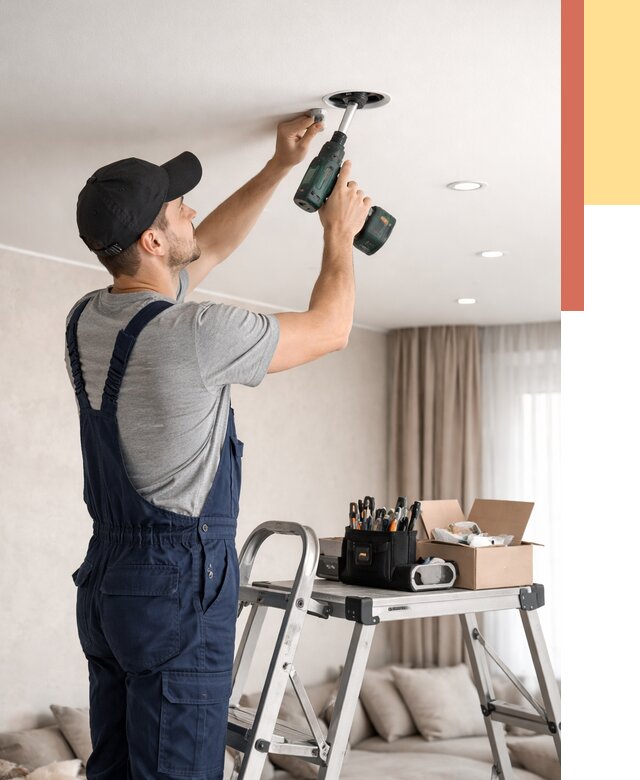 Установка и монтаж точечных светильников в натяжной потолок в Тихвине от 1967 руб. | ОТДЕЛОЧНИК-Тхв